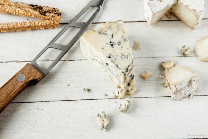 Everything You Need to Know to Make a Cheese Plate or Cheese Platter for a Party! What cheese to buy, what goes on a cheese platter...everything! Here's your simple guide