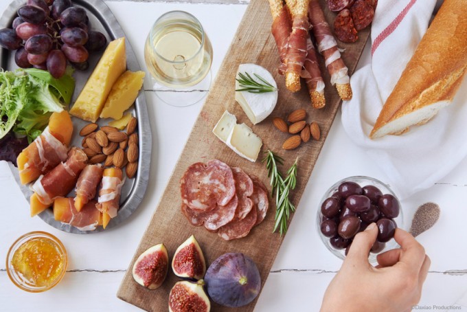 Everything You Need to Know to Make a Cheese Plate or Cheese Platter for a Party! What cheese to buy, what goes on a cheese platter...everything! Here's your simple guide