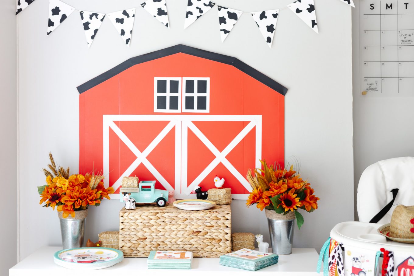 farm theme first birthday party