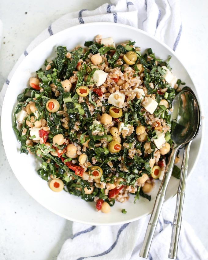farro salad with kale, sun dried tomatoes, fresh mozzarella, olives, and chickpeas