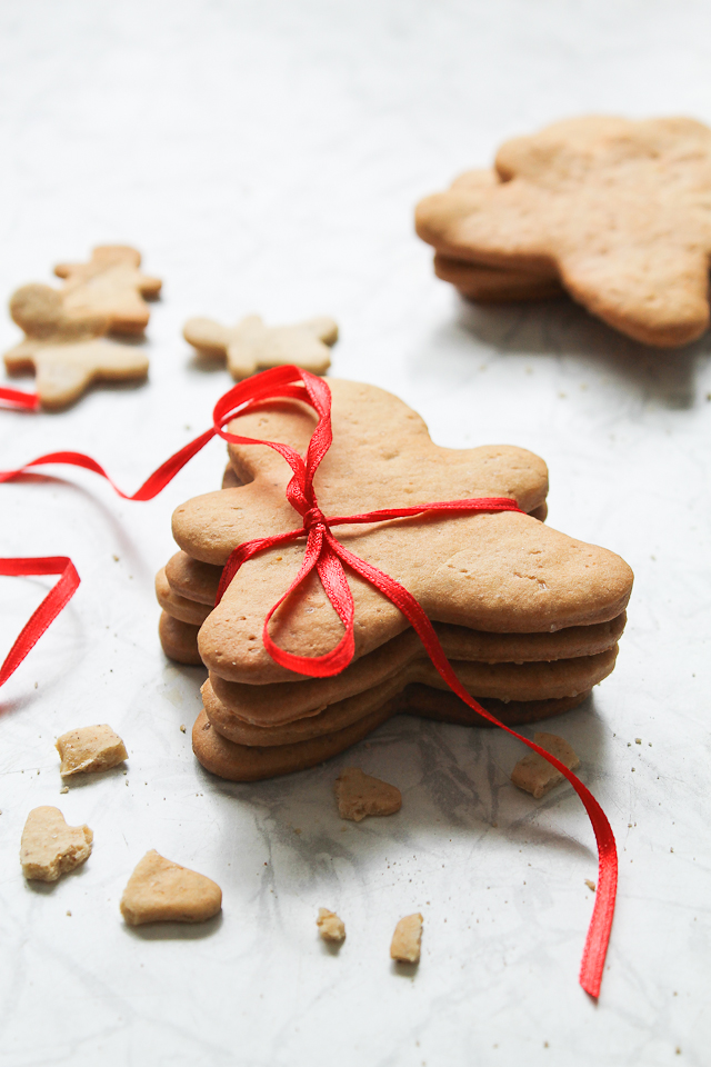 Gingerbread man cookies (photo by Migle on flickr) 