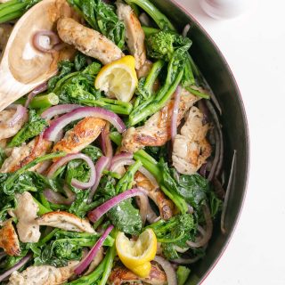 Greek chicken fajitas with broccoli rabe and fresh flavors like lemon, oregano, feta cheese, parsley, and mint. Try this easy weeknight recipe for a Mediterranean spin on traditional fajitas! #broccolirabe