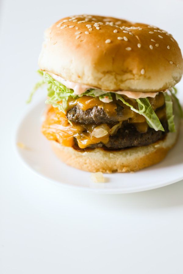 Homemade In N Out Burger Recipe! Here's a lighter and lower calorie take on In N Out's famous double double burgers, including their delicious secret sauce!
