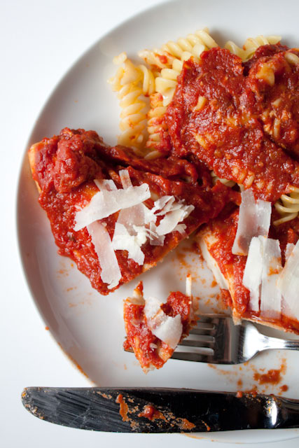Slow Cooker - Crock Pot Italian Chicken Recipe! Comforting and easy, this crock pot chicken recipe is covered with a quick marinara and turns out tender every.single.time! Perfect for weeknight meals!