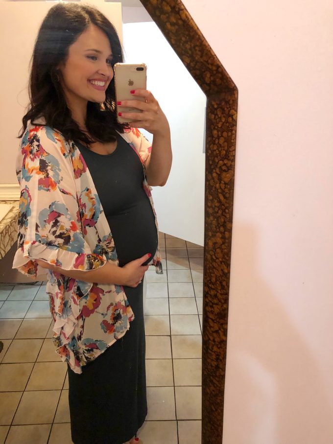 Andie Mitchell 26 weeks pregnant