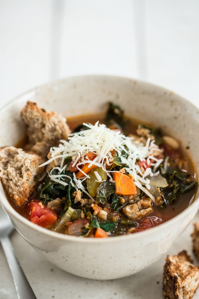 Quick Chicken Sausage Stew with Kale and White Beans