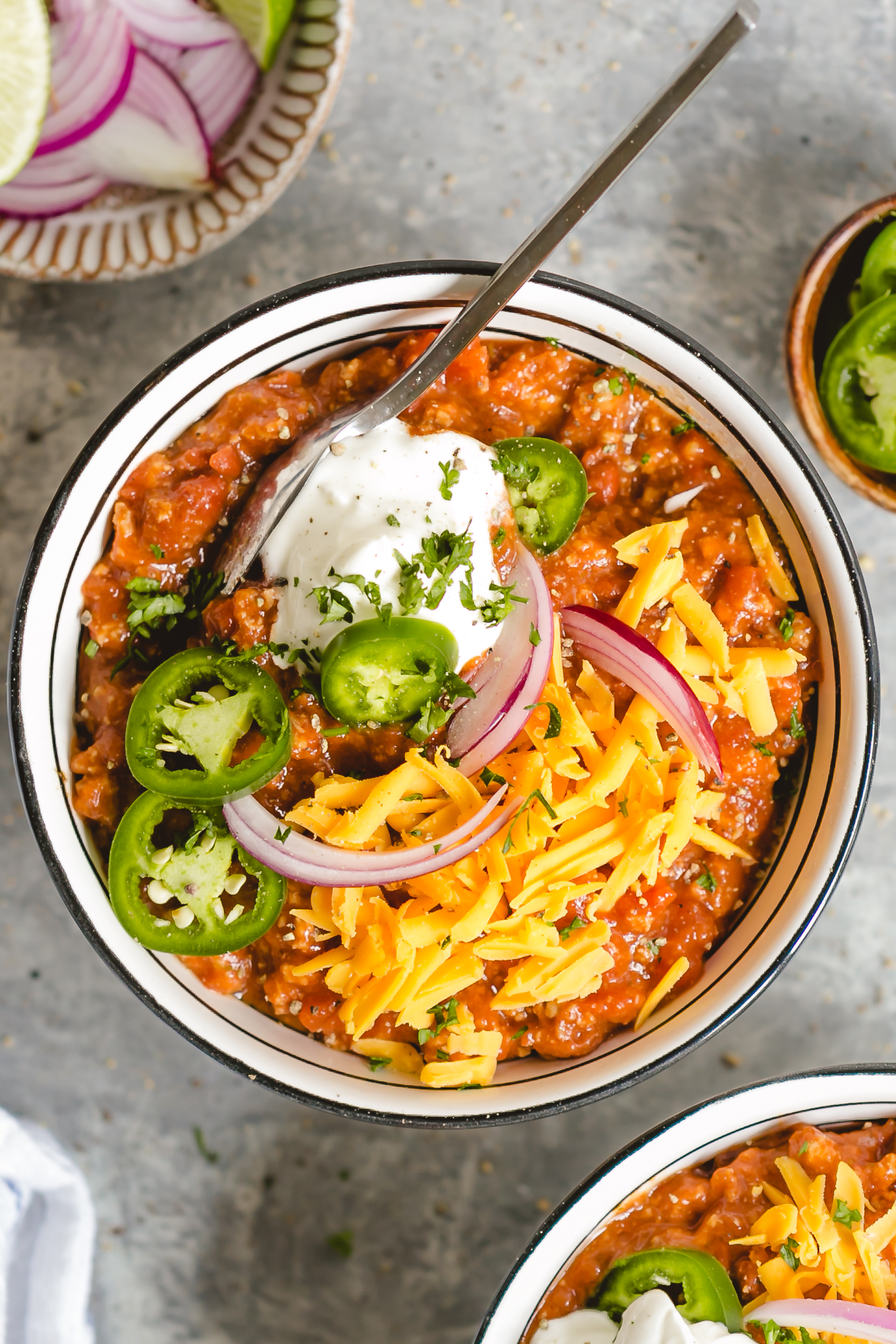 easy turkey chili made in the crock pot