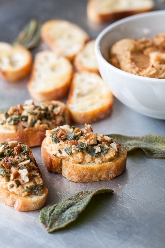 Spiced Autumn Crostini Recipe