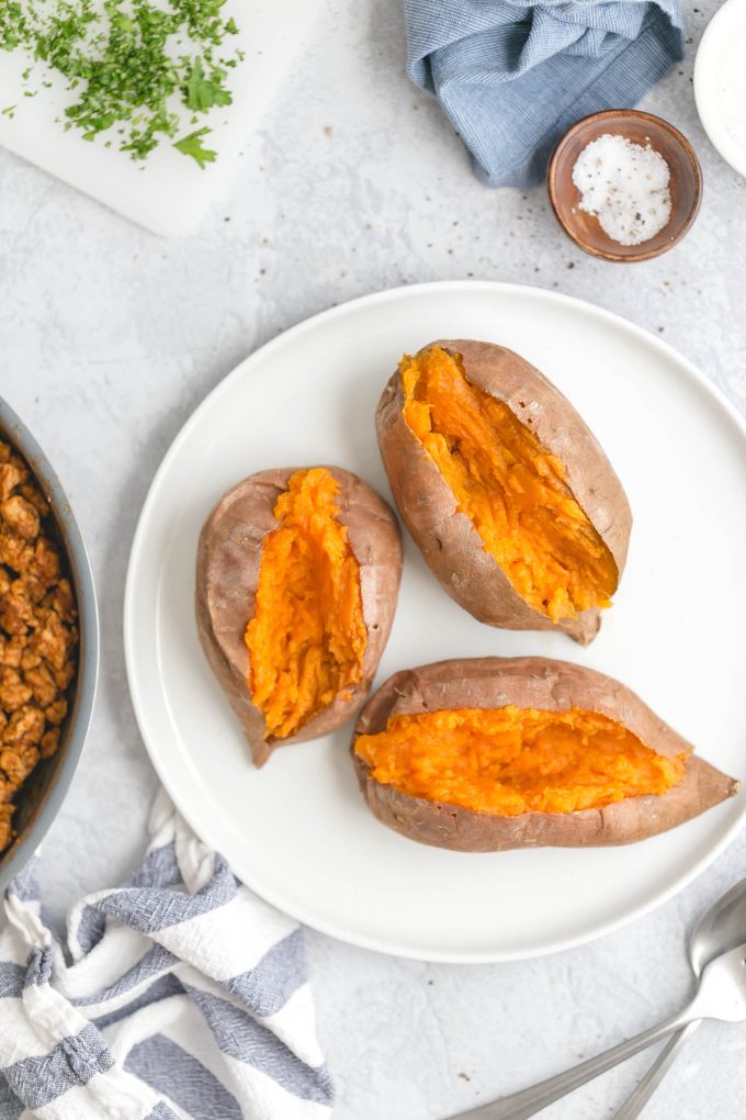 turkey taco stuffed sweet potatoes