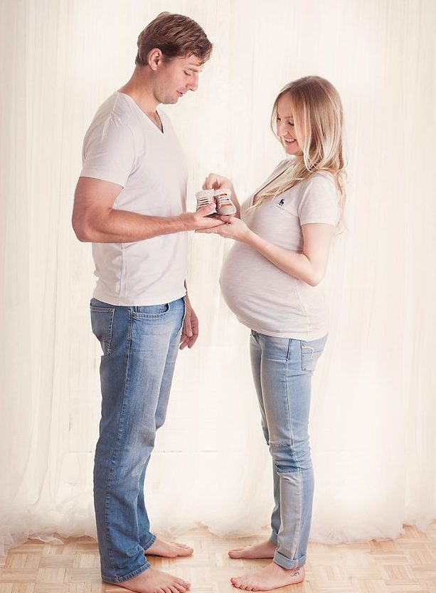 Couple waiting for the labor